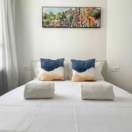 Hostourist Fira Plaza Espana 3