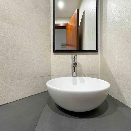 Hostourist Fira Plaza Espana 3 Barcelona